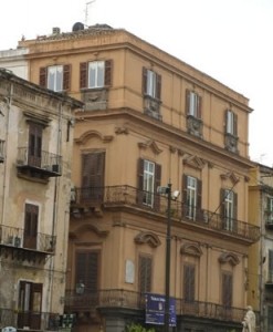 Palazzo Asmundoi