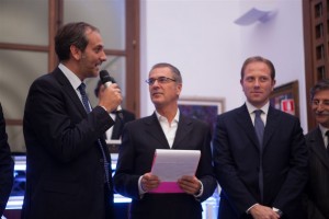 Il sindaco di Monreale, Piero Sciortino con il presentatore Ottavio Amato