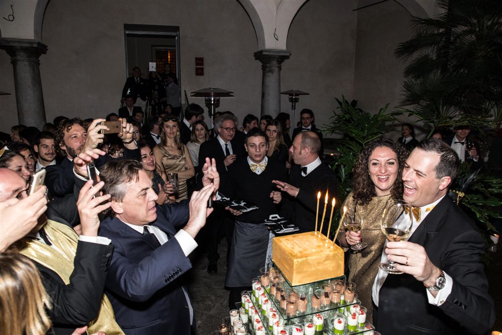 Alessandro Dagnino spegne 40 candeline, al suo fianco la moglie Angela Salamone